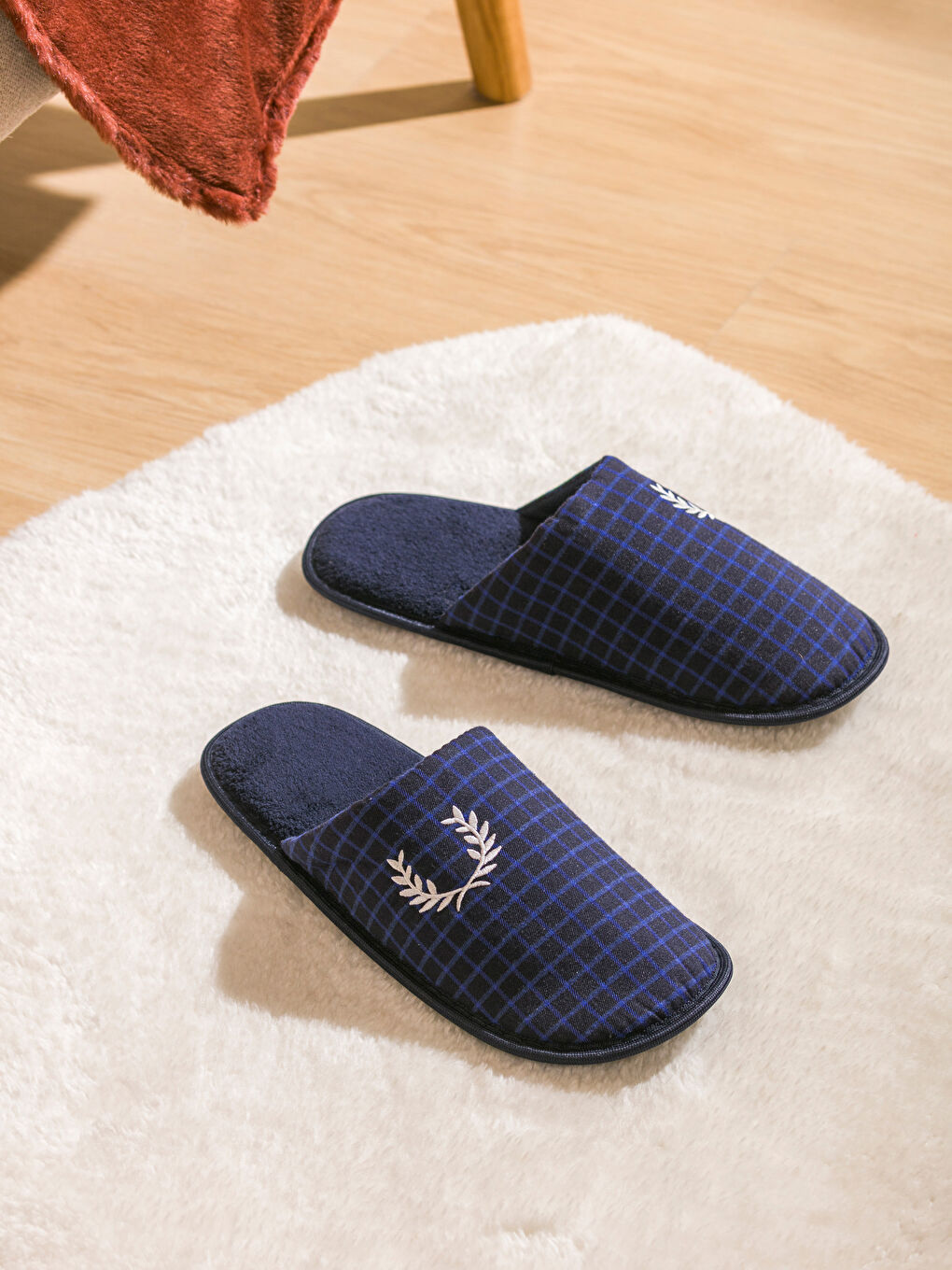 Man NAVY Home Slippers-1