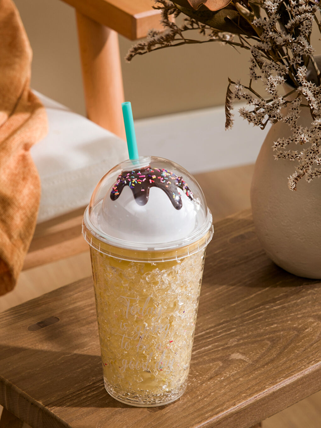 Karışık Dondurma Figürlü Pipetli Meşrubat Bardağı 450 ml