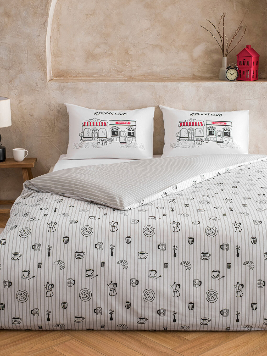 Karışık Çift Kişilik Nevresim Seti