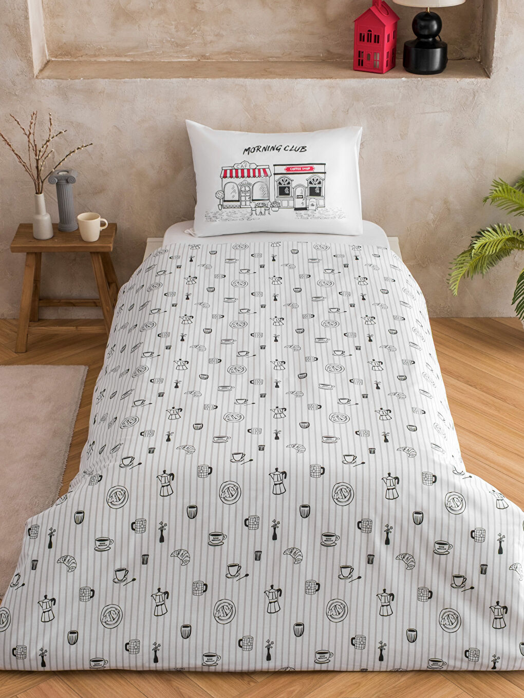 Karışık Baskılı Tek Kişilik Nevresim Seti-1