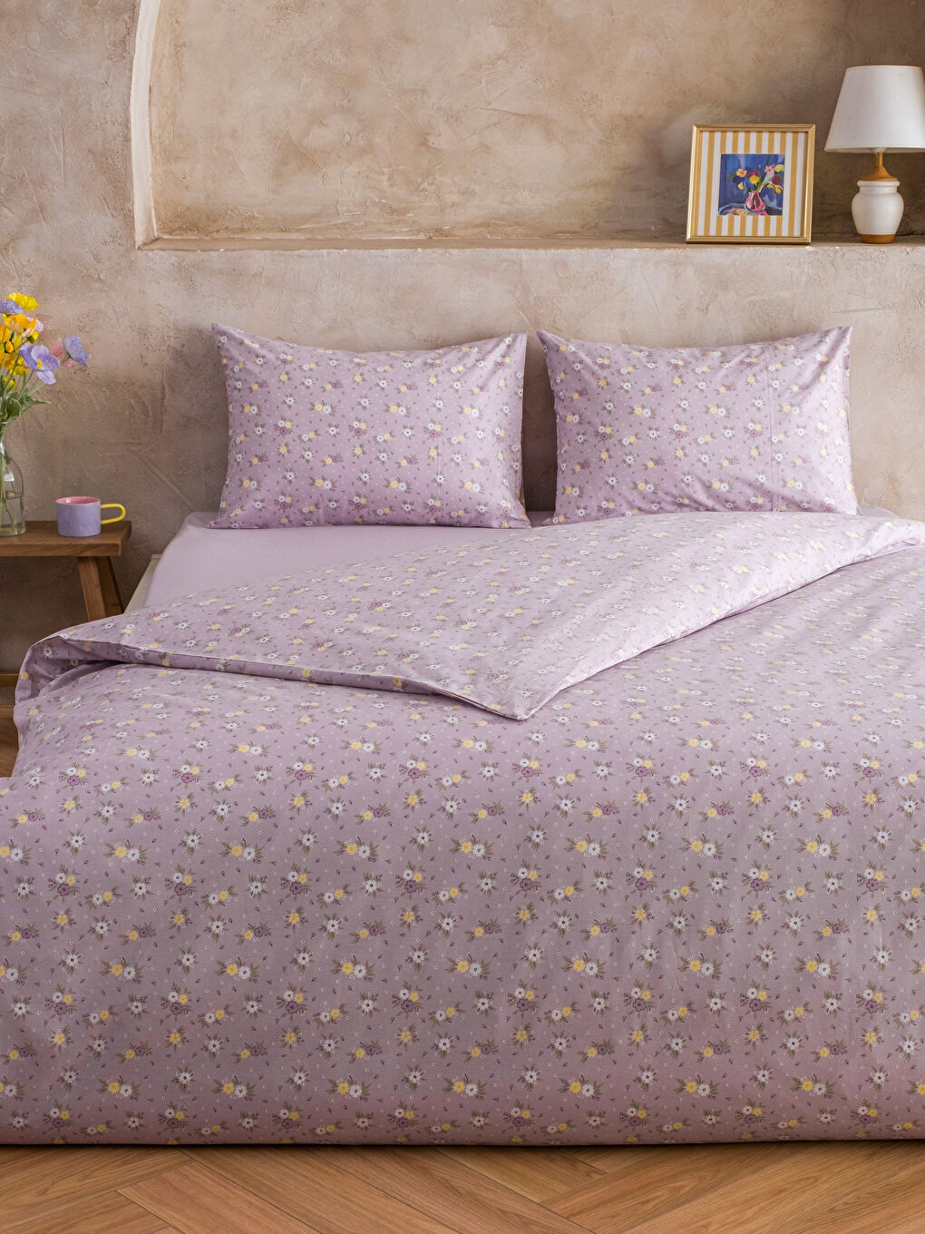 Karışık Çiçek Desenli Çift Kişilik Nevresim Takım