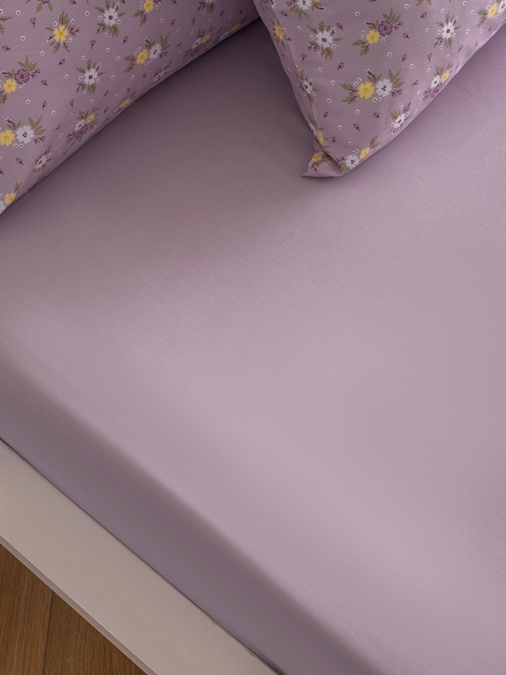 Karışık Çiçek Desenli Çift Kişilik Nevresim Takım-4