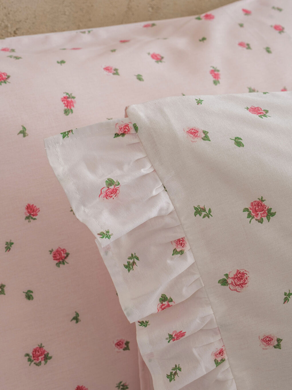 Karışık Desenli Çift Kişilik Nevresim Seti-3