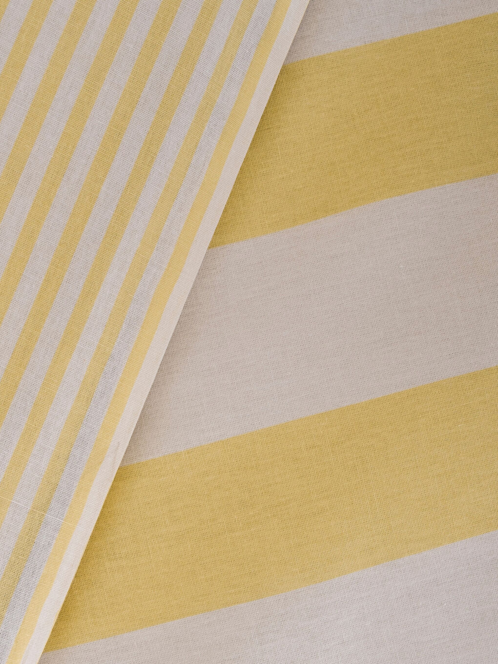 Sarı Çizgili Tek Kişilik Nevresim Seti-4