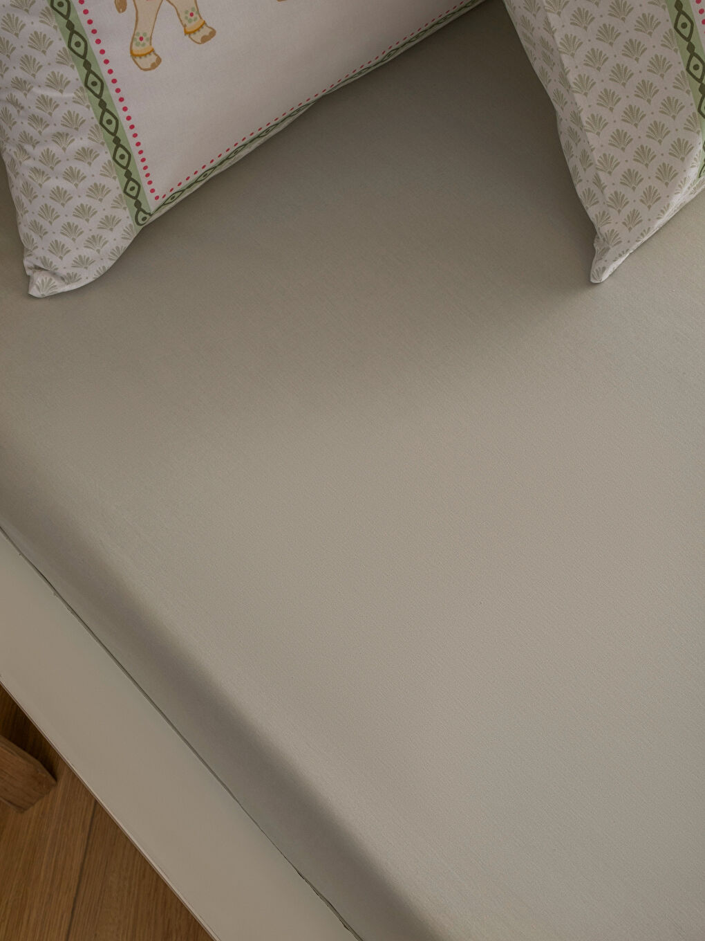 Karışık Baskılı Çift Kişilik Nevresim Takımı-4