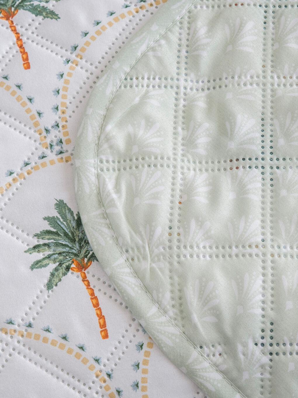 Patterned Double Bedspread-3