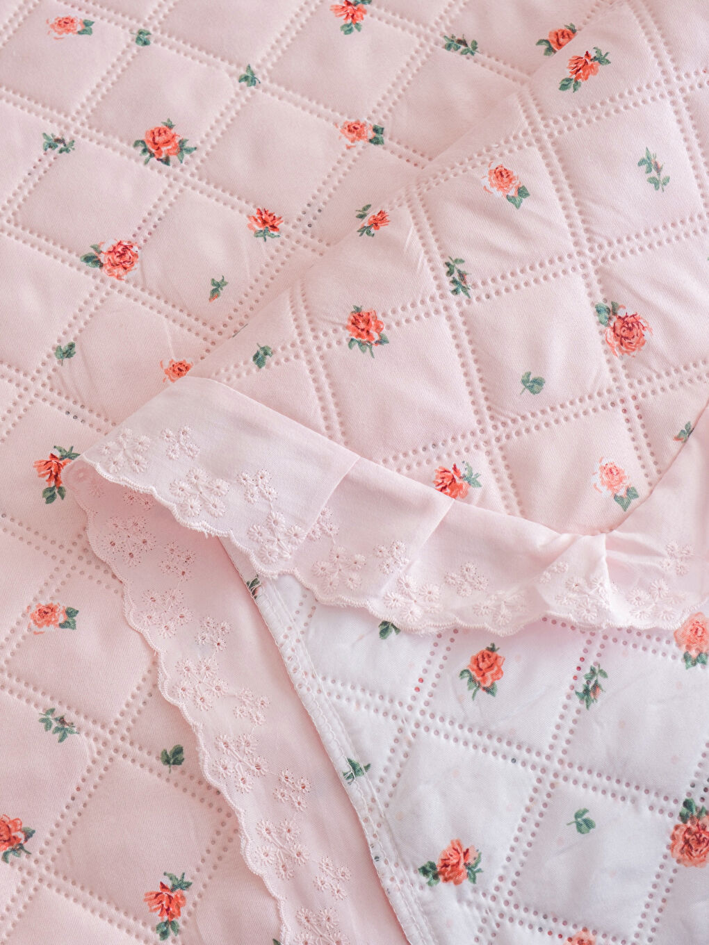 Karışık Çiçekli Çift Kişilik Yatak Örtüsü-3