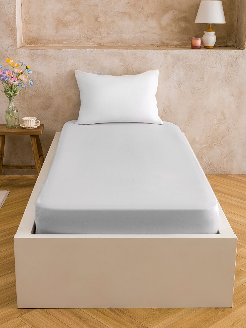 Gri Lastikli Tek Kişilik Lastikli Çarşaf