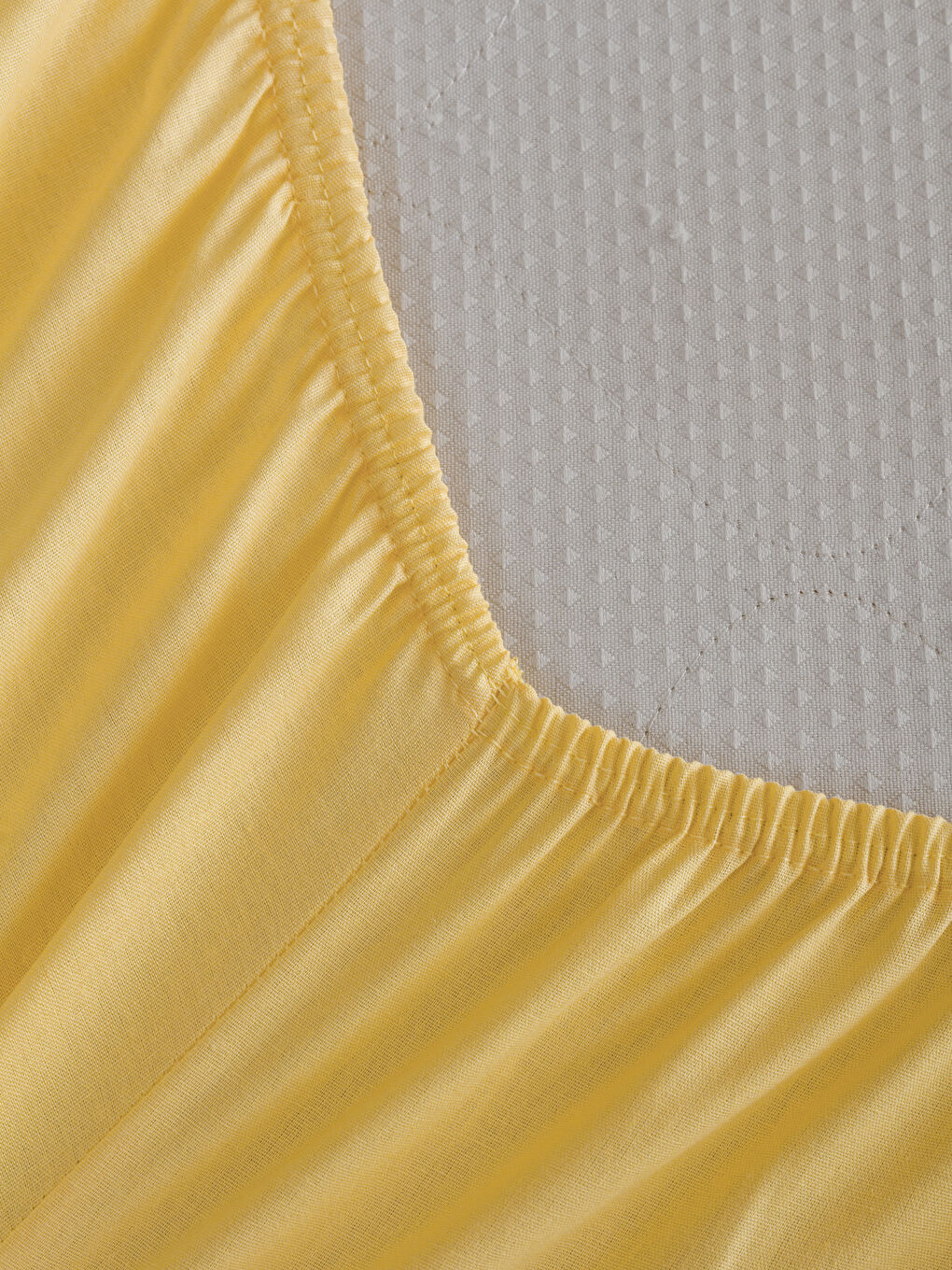 Sarı Çift Kişilik Lastikli Çarşaf-3