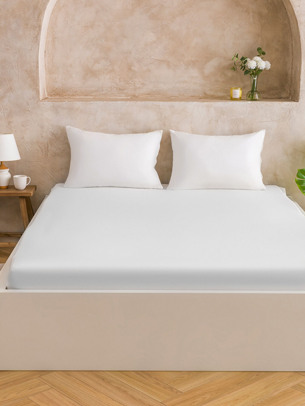 Beyaz Çift Kişilik Lastikli Çarşaf