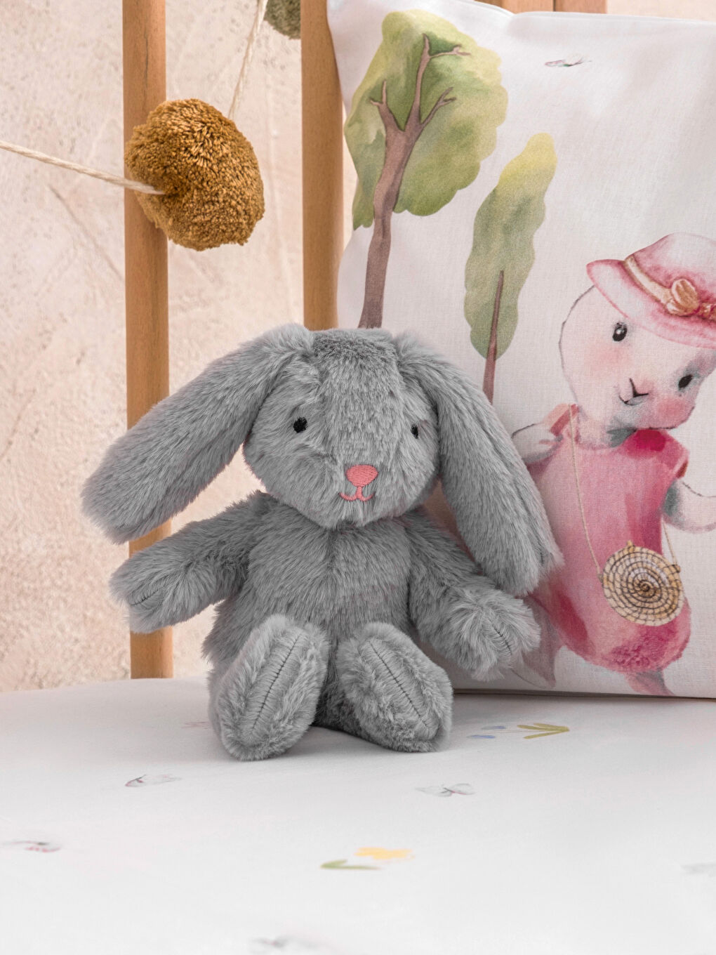 Gri Tavşan Figürlü Bebek Pelüş Kırlent 25 cm-1