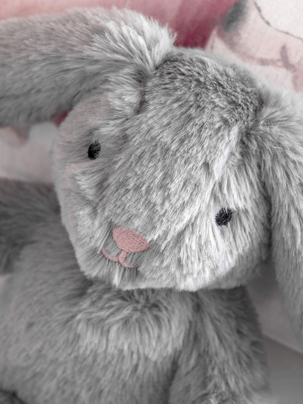 Gri Tavşan Figürlü Bebek Pelüş Kırlent 25 cm-2