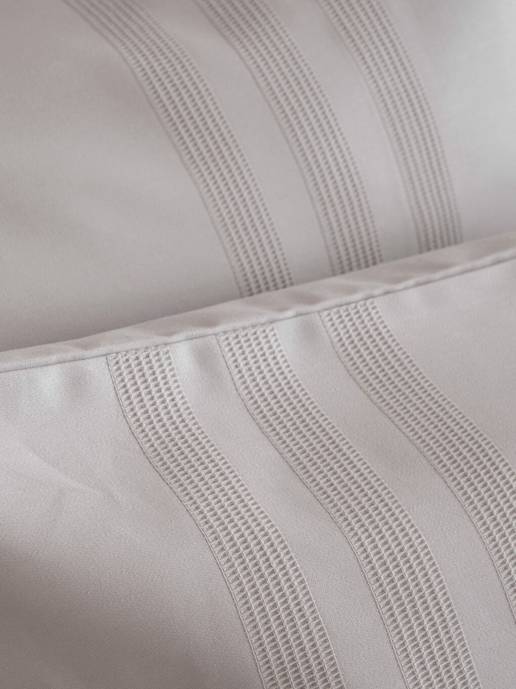 Gri Çizgili Çift Kişilik Nevresim Seti-3