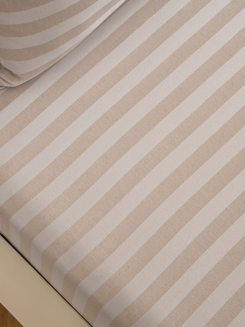 Bej Çizgili Tek Kişilik Nevresim Takımı-4