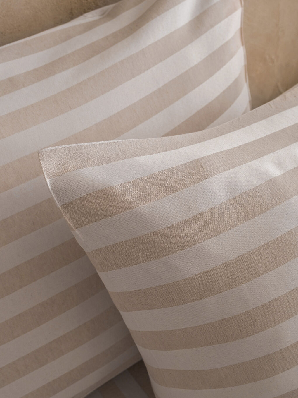 Bej Çizgi Desenli Çift Kişilik Nevresim Takımı-3