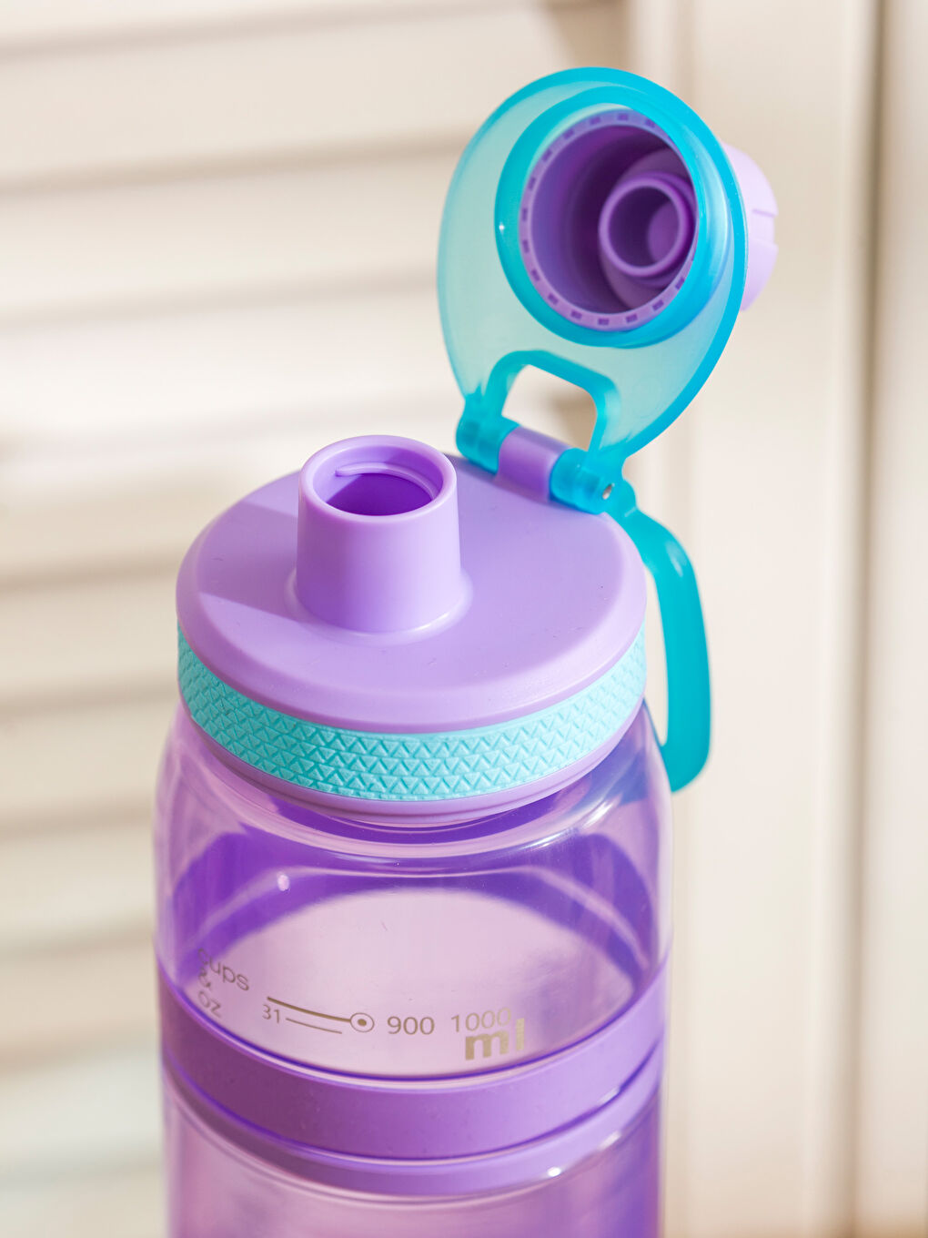 بوتڵی ئاو تێكه‌ڵاو-1