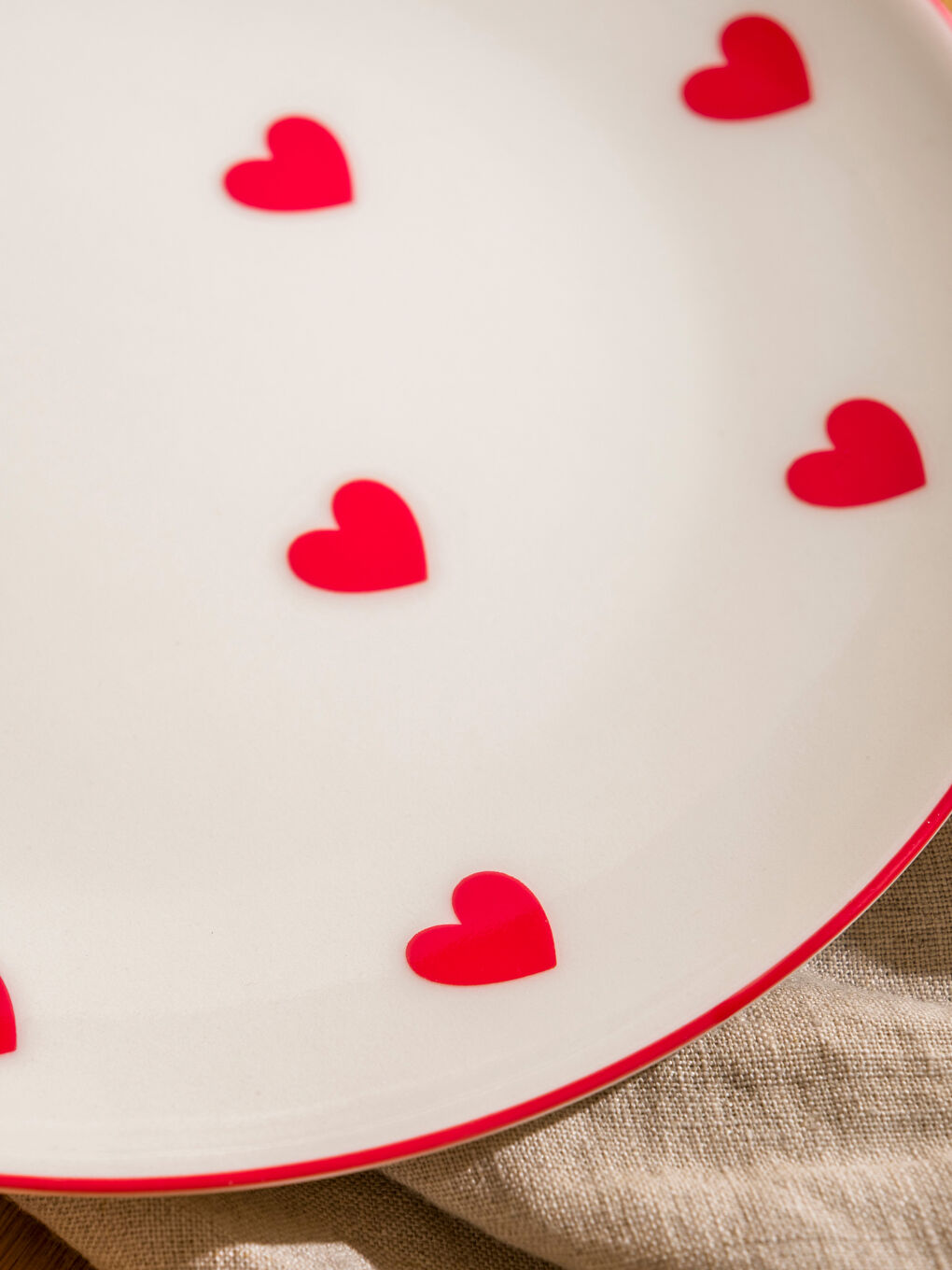 Kırmızı Kalp Baskılı Porselen Tabak 20 cm-2