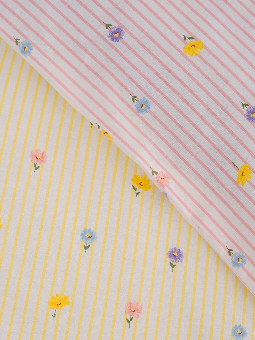 Set duple posteljine sa cvetnim printom-4