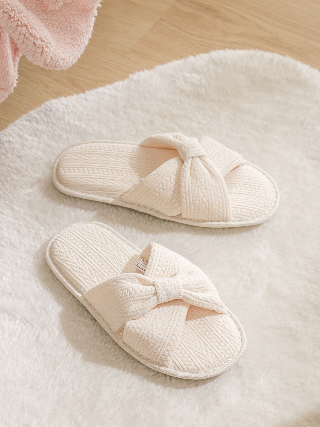 نەعلی ناوماڵ بێجی ژن-1