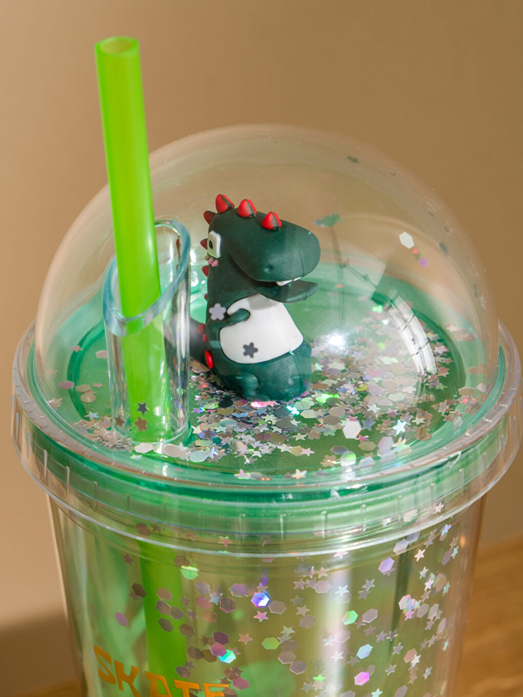 شووشەی خواردنەوە گازییەکان بێ ڕه‌نگ-2