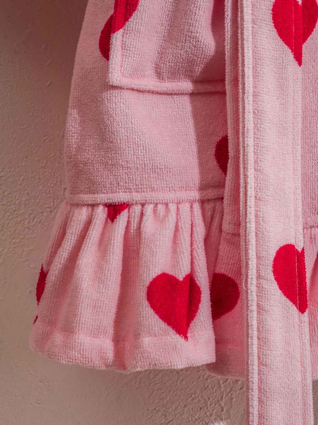 Kırmızı Kalp Desenli Kadın Bornoz-2