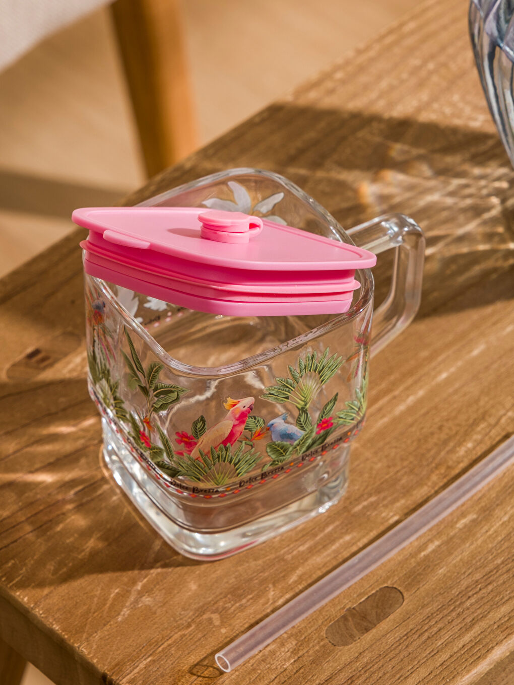 كوب مشروبات غازية خليط من الألوان-2