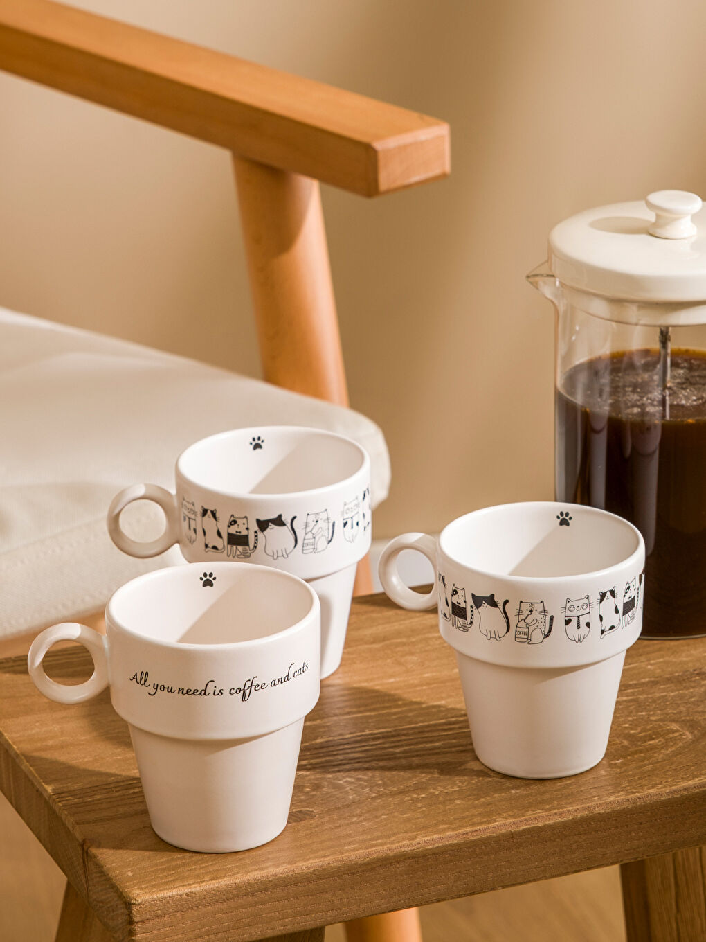 Siyah Baskılı Seramik Kupa 365 ml