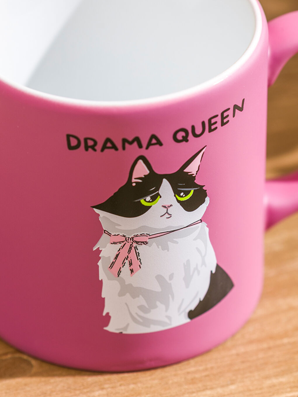 Pembe Hayvan Baskılı Porselen Kupa 320 ml-2