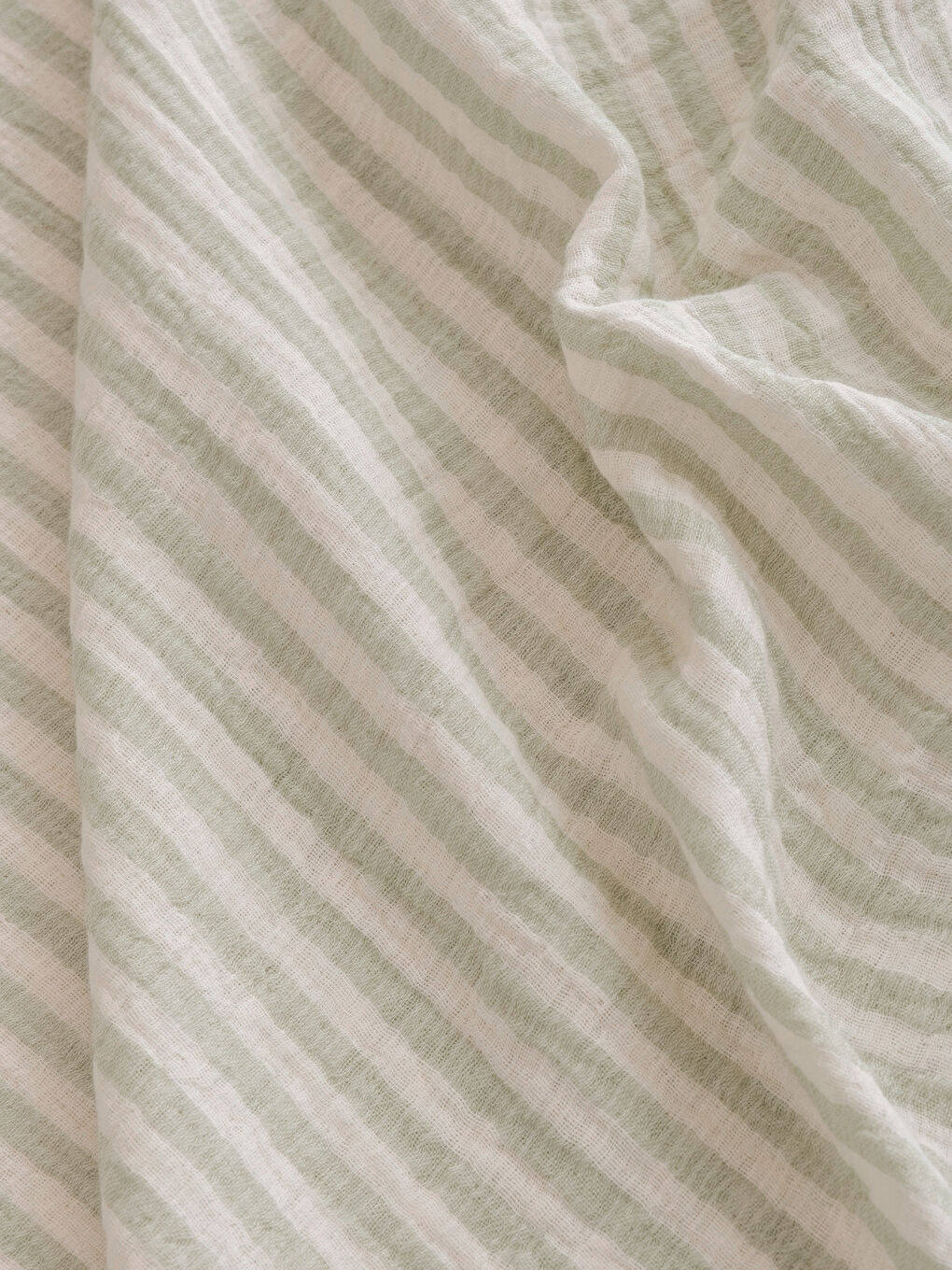 Yeşil Çift Kişilik Pamuklu Müslin Yatak Örtüsü-2