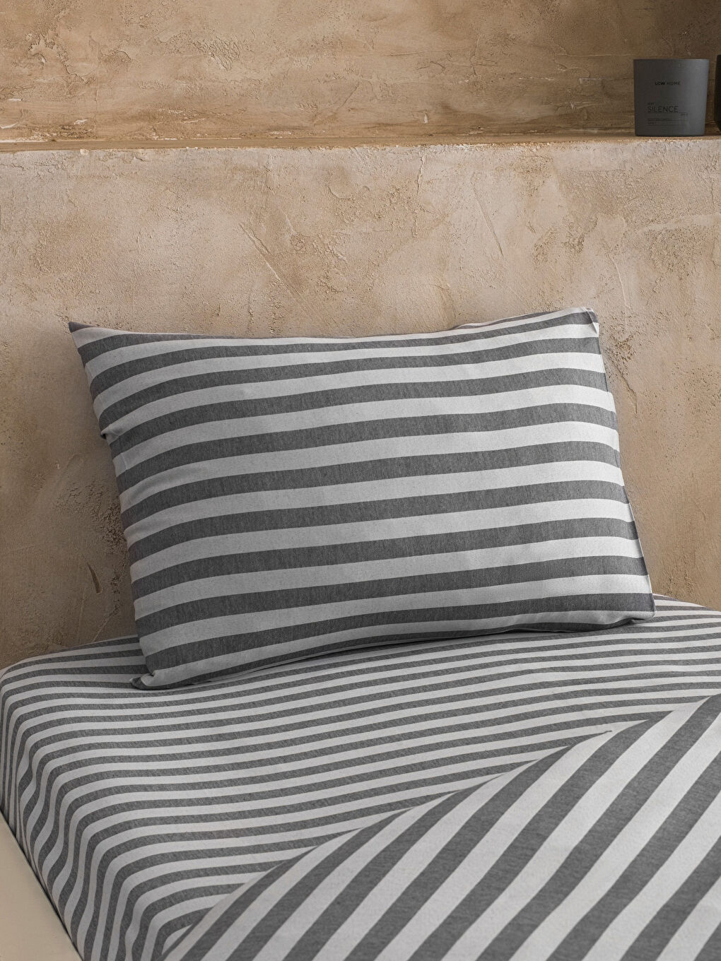 Gri Çizgili Tek Kişilik Nevresim Takımı-2
