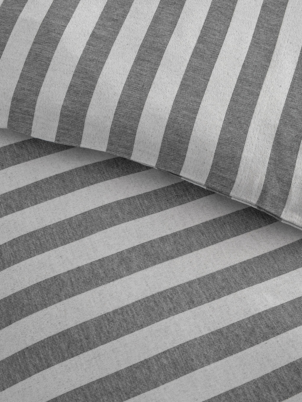 Gri Çizgili Tek Kişilik Nevresim Takımı-5