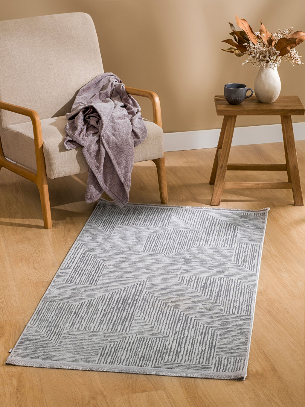 Gri Geometrik Desenli Halı 80x150 cm