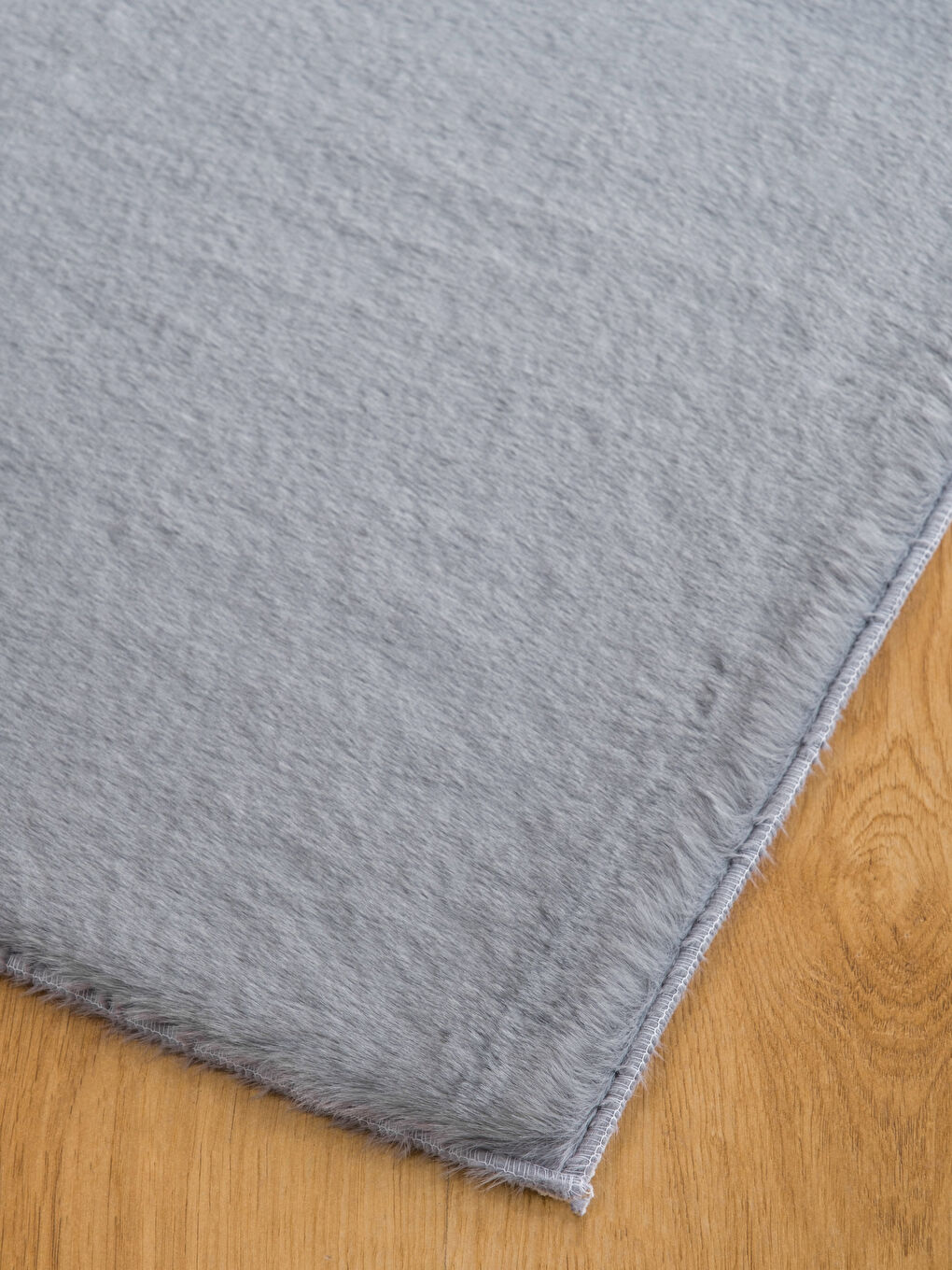 Ковер размером 80x150 см.-1