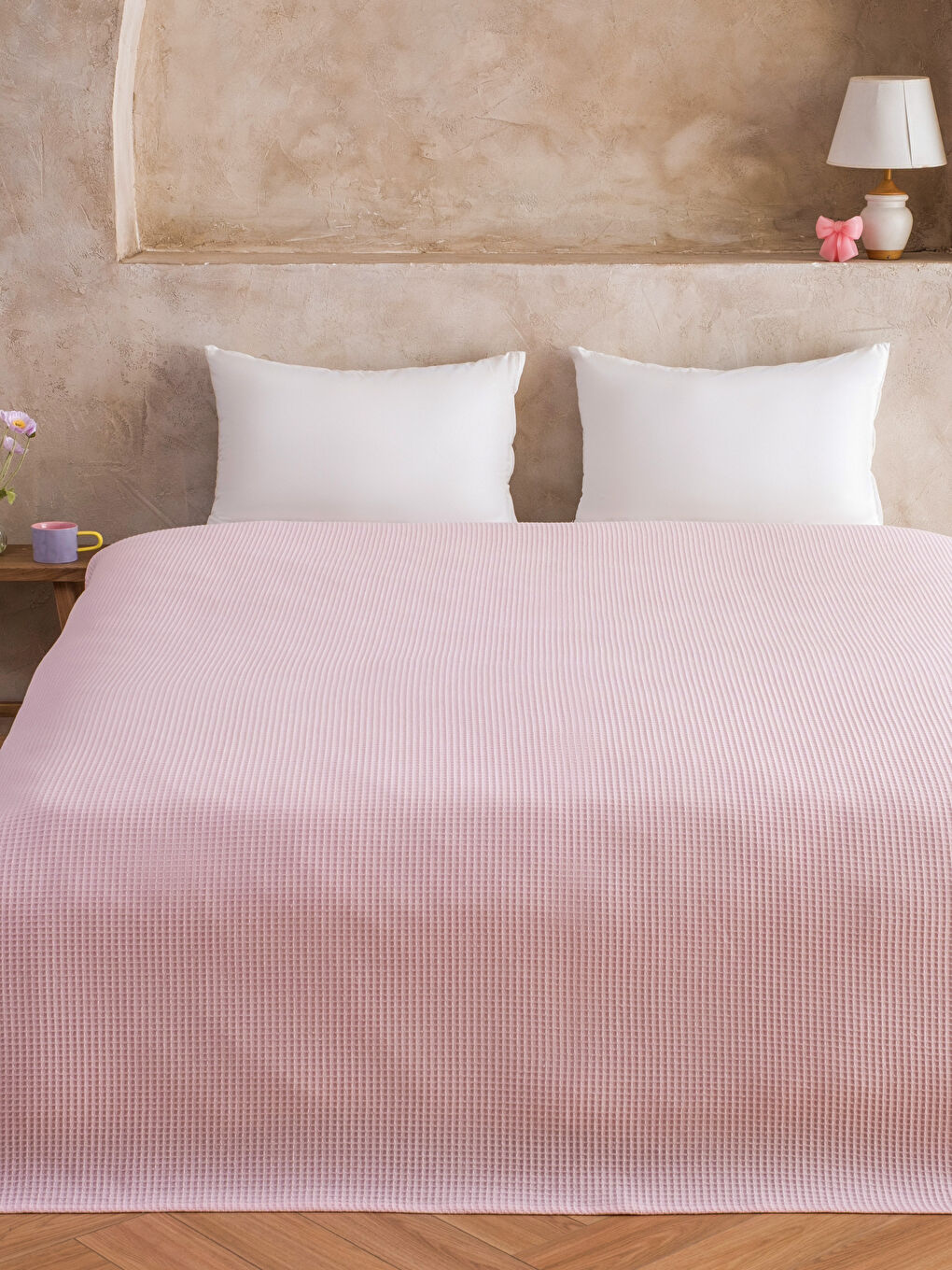 Pembe Desenli Çift Kişilik Pamuklu Pike