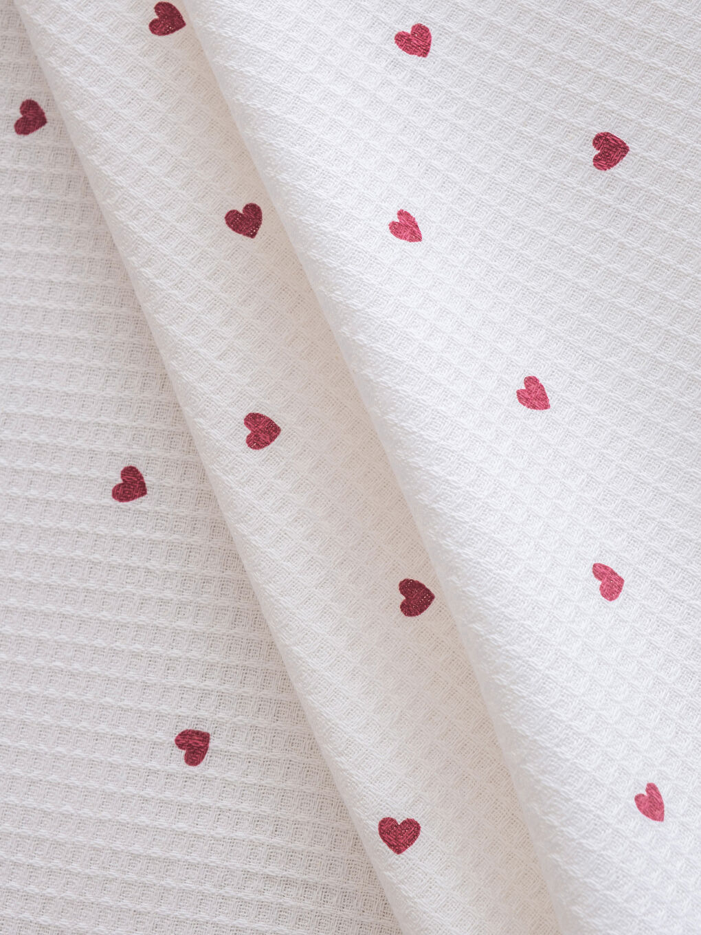 Kırmızı Kalp Nakışlı Tek Kişilik Pike 160x220 cm-2