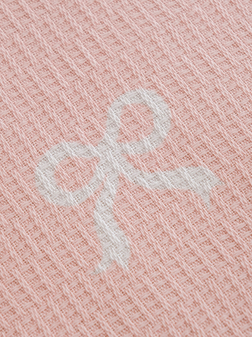 Pembe Fiyonk Desenli Tek Kişilik Pike Seti-4