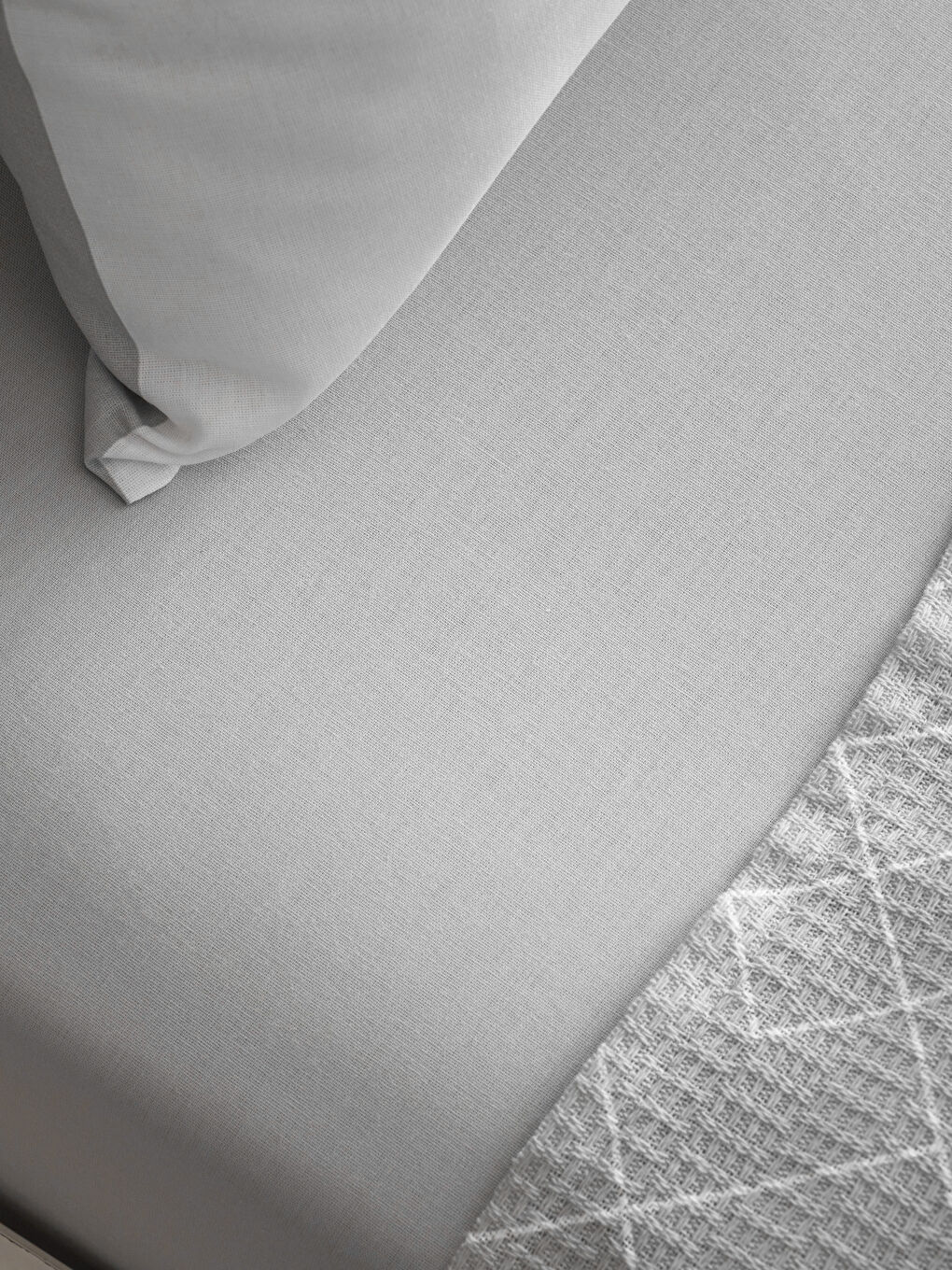 Gri Slogan Baskılı Tek Kişilik Pike Takımı-4