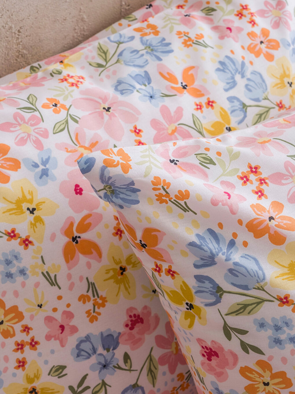 Pembe Çiçek Desenli Çift Kişilik Pike Takımı-3