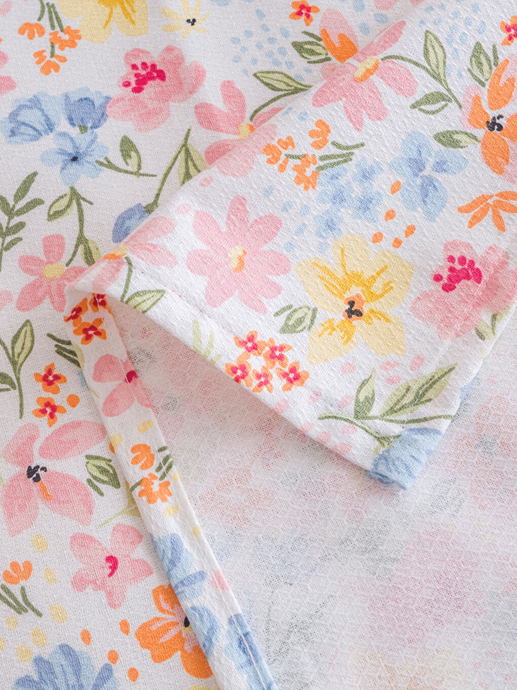 Pembe Çiçek Desenli Çift Kişilik Pike Takımı-6