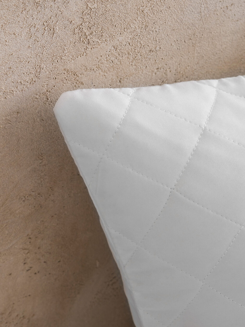 Белый Защитный чехол для подушки-2