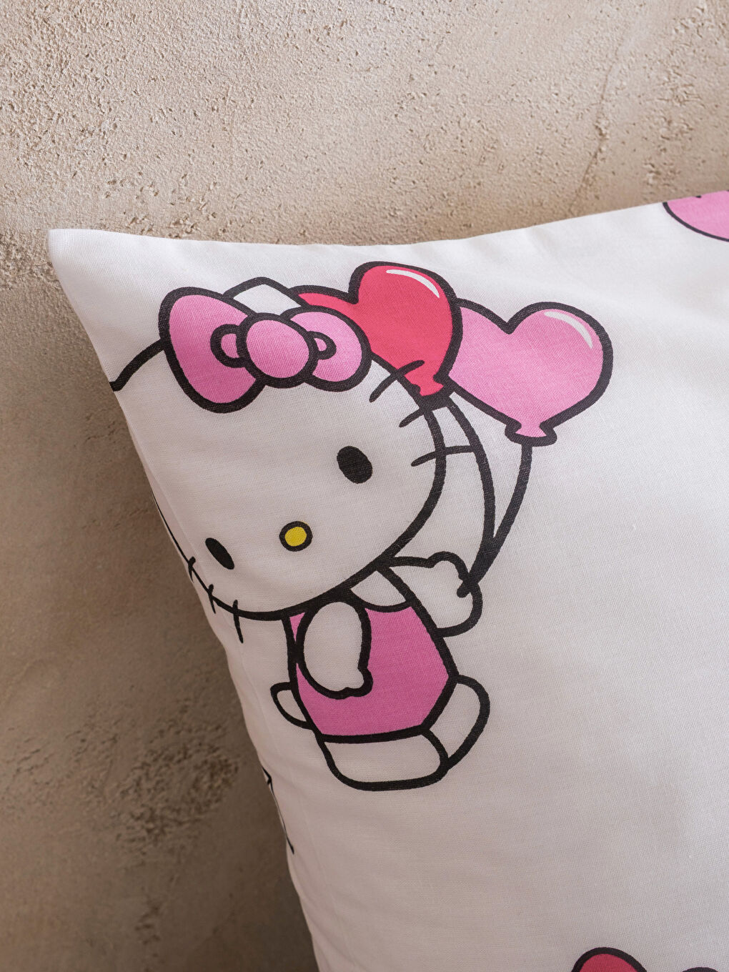 Pembe Hello Kitty Baskılı Tek Kişilik Kız Çocuk Pike Seti-3