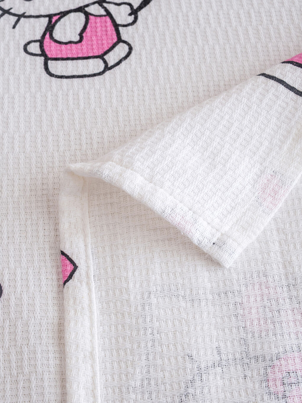 Pembe Hello Kitty Baskılı Tek Kişilik Kız Çocuk Pike Seti-5