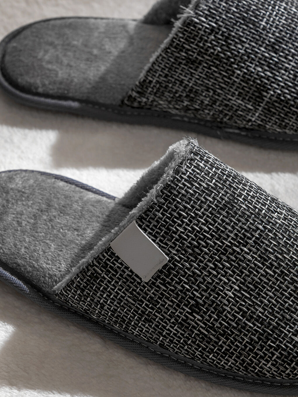 Gri Desenli Erkek Ev Terliği-2