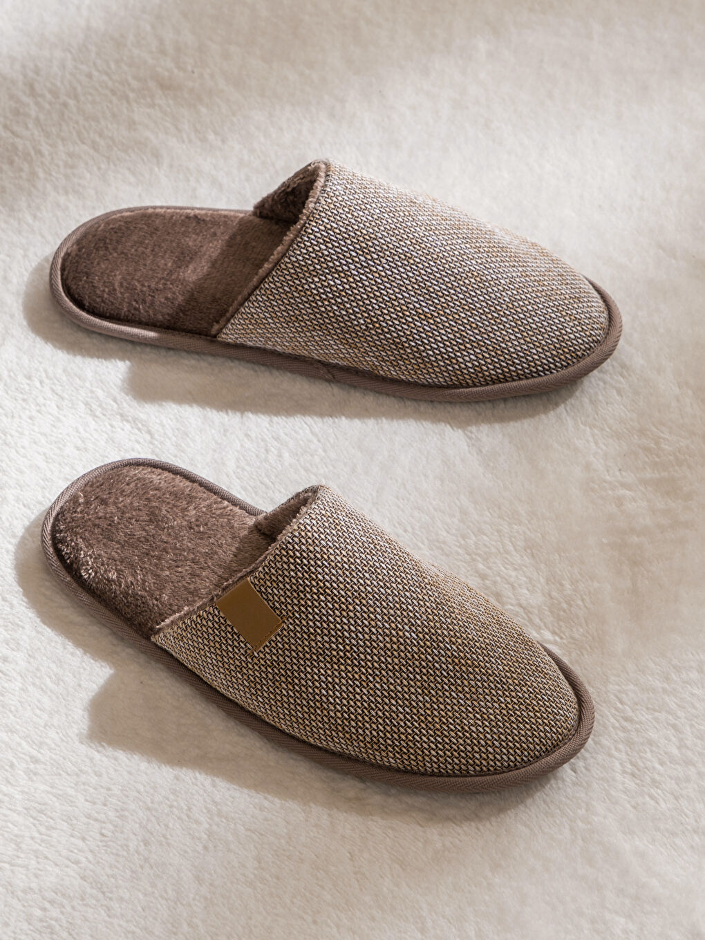 Bej Hasır Görünümlü Erkek Ev Terliği-1