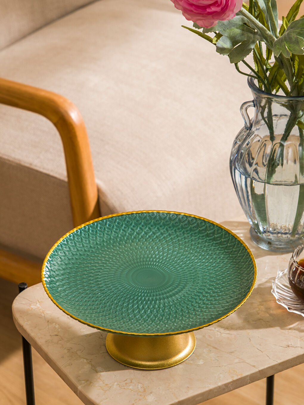 Yeşil Yuvarlak Ayaklı Sunumluk 21 cm