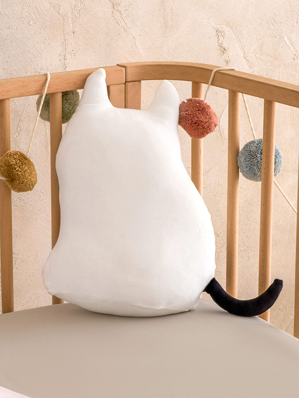 Karışık Kedi Figürlü Pelüş Bebek Kırlent 35 cm-1