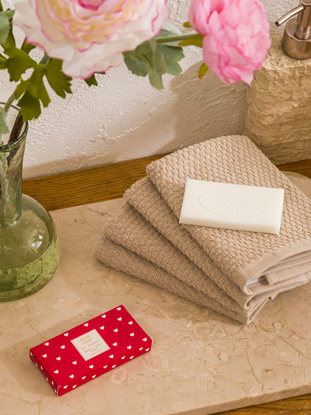 Gül Yaprağı Kokulu Katı Sabun 50 g