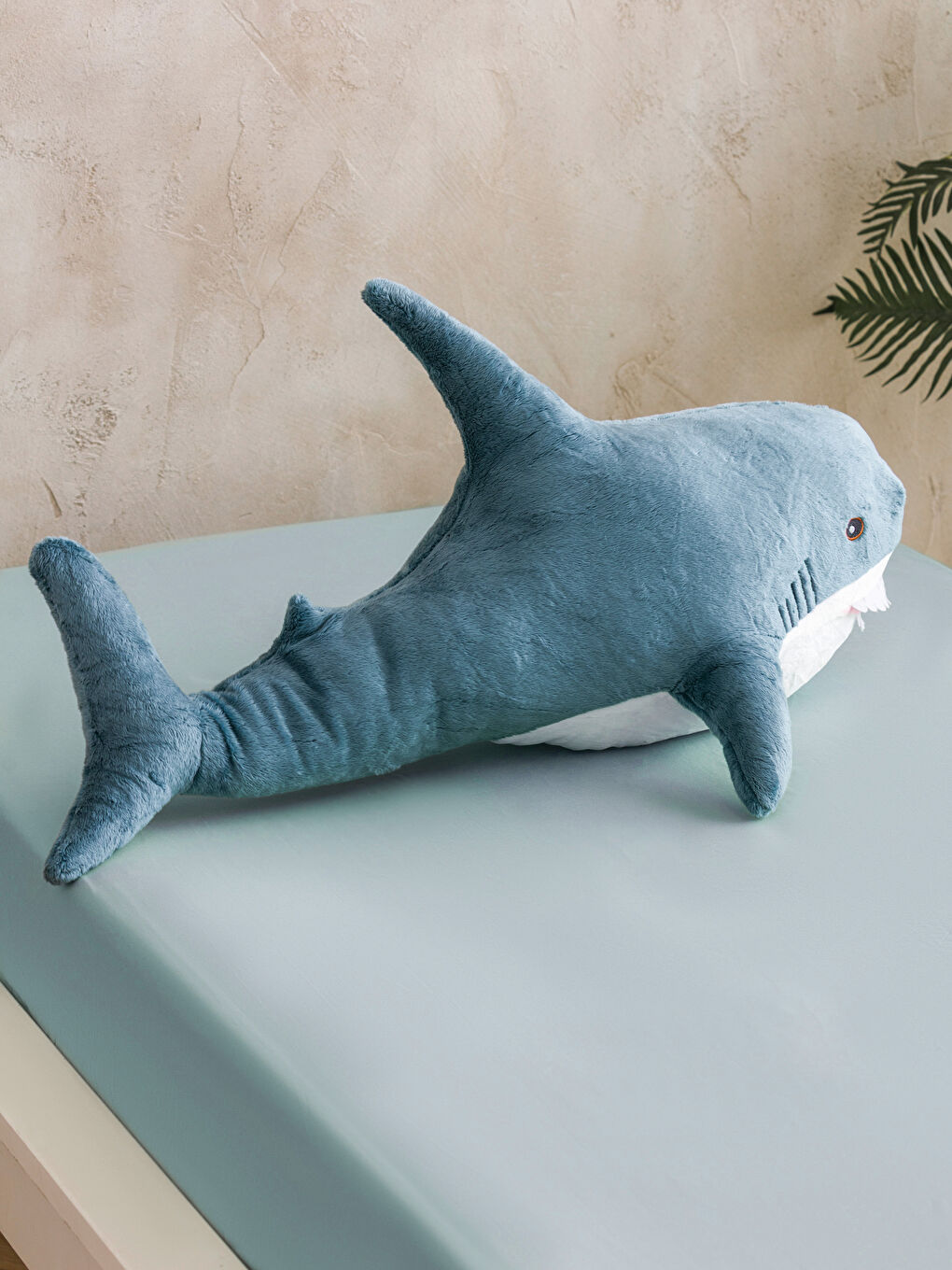 Mavi Köpek Balığı Figürlü Pelüş Bebek Kırlent 80 cm-1