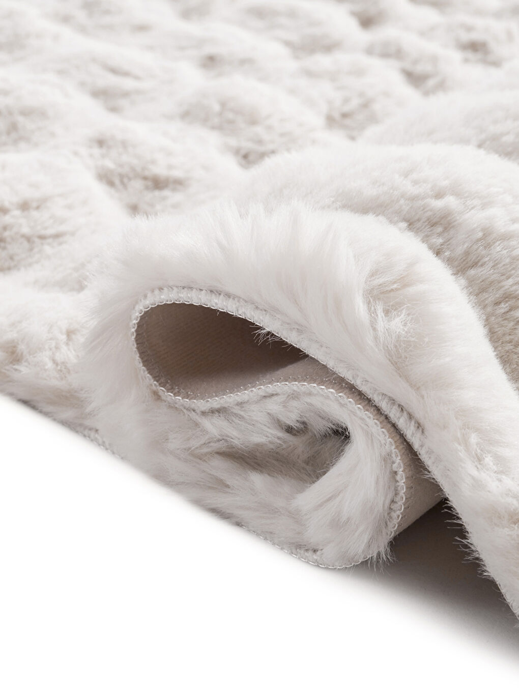 Ekru Pelüş Halı 70x150 cm-2