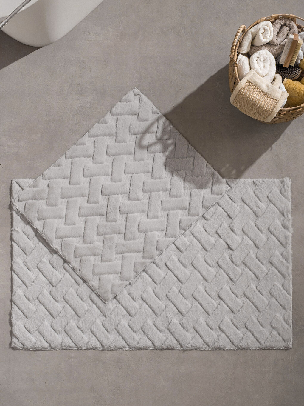 Set of 2 Patterned Bath Mats